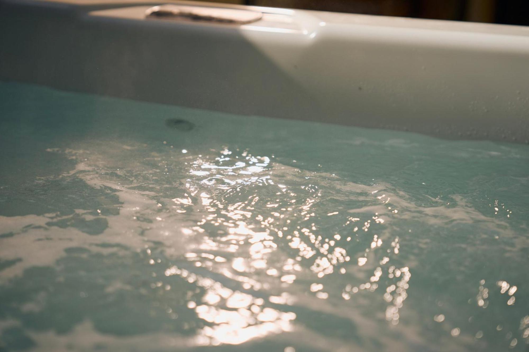 Suite Atypique - Jacuzzi Privatif En Centre Ville De Cognac Exteriér fotografie